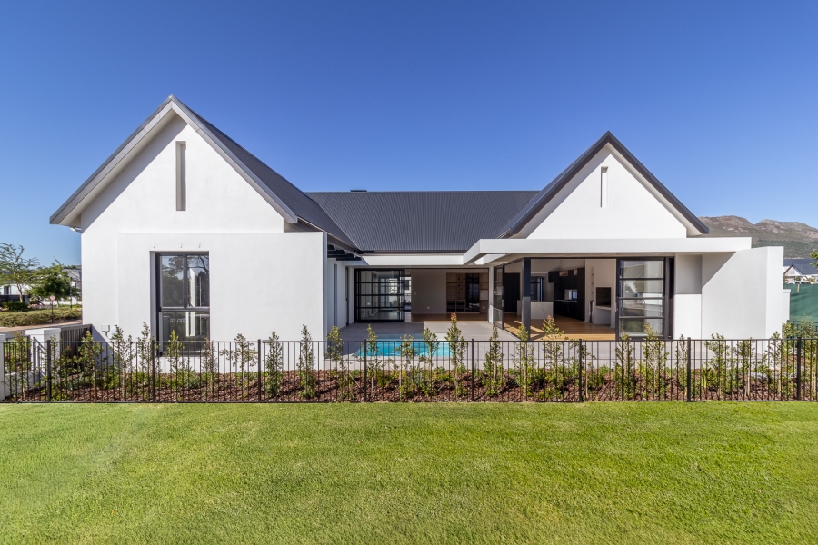 4 Bedroom Property for Sale in Pearl Valley at Val de Vie Western Cape